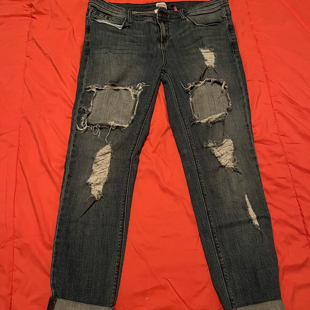 ripped boyfriend jeans